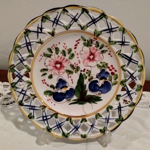 Vintage Hand Painted Made In Portugal Reticulated Floral Plate 91/4"